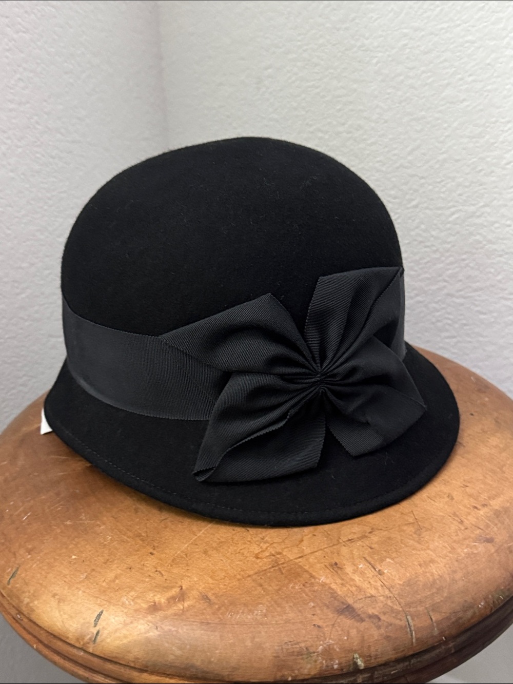 Eric Javits Black 100% Wool Cloche Hat NWT